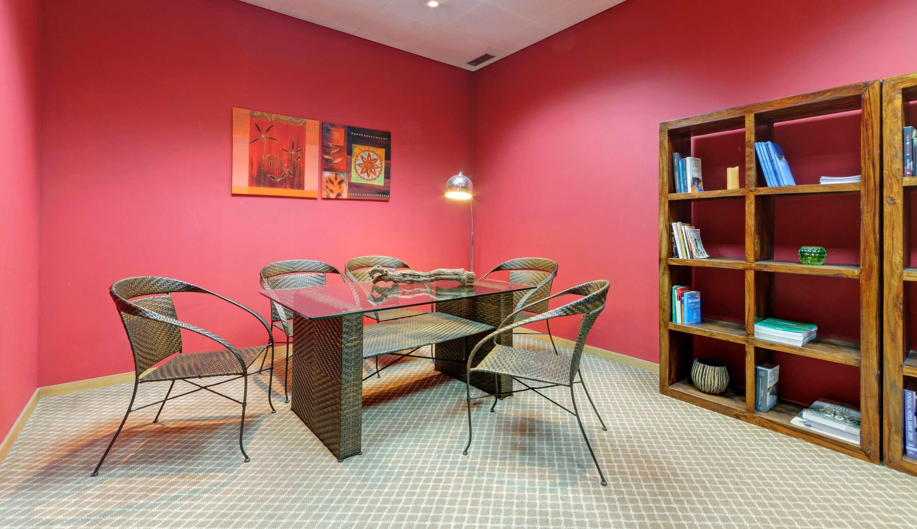 Tryp By Wyndham Centro 3* Oporto