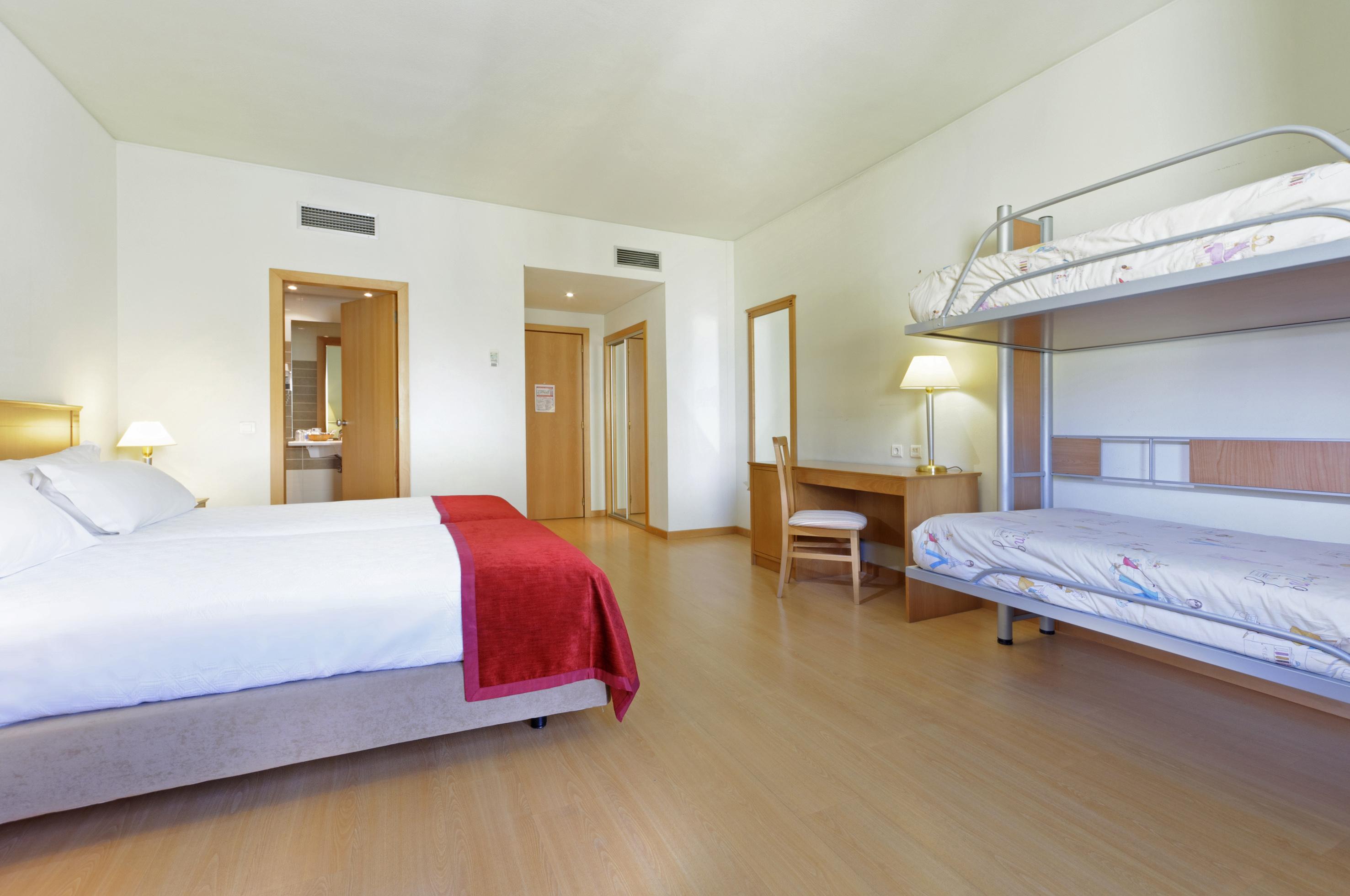 Tryp By Wyndham Centro 3* Oporto