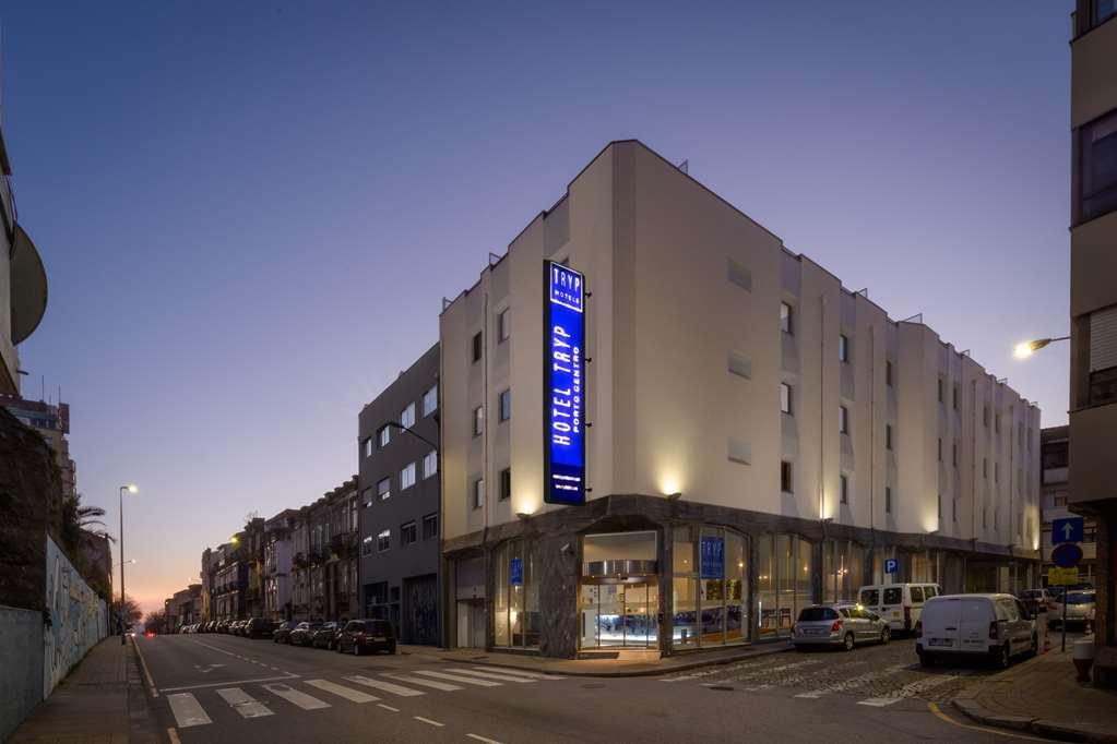 Hotel Tryp By Wyndham Centro Oporto