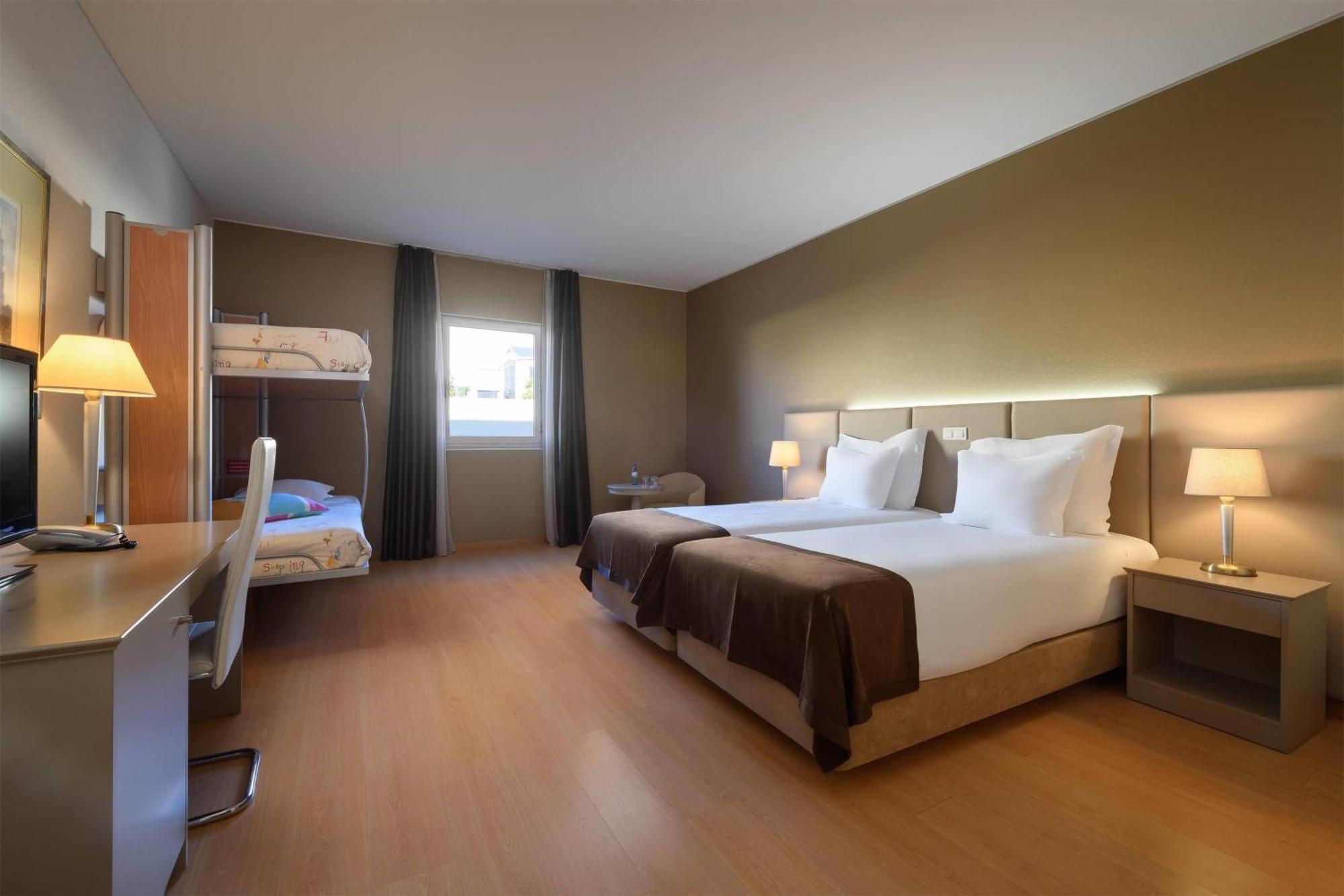 Tryp By Wyndham Centro Hotel Oporto