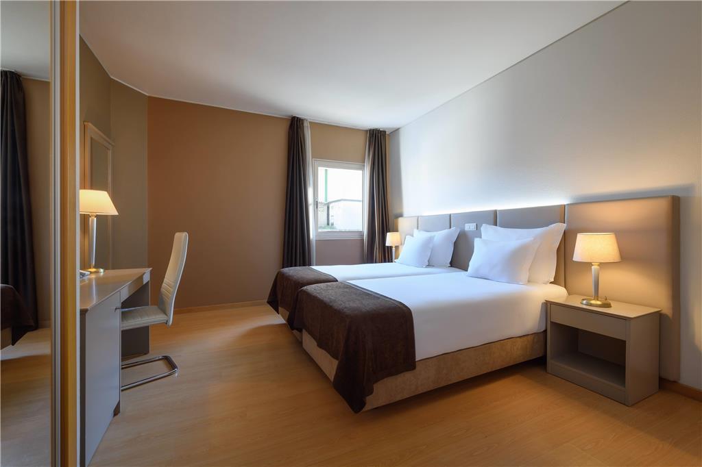Tryp By Wyndham Centro Hotel 3*