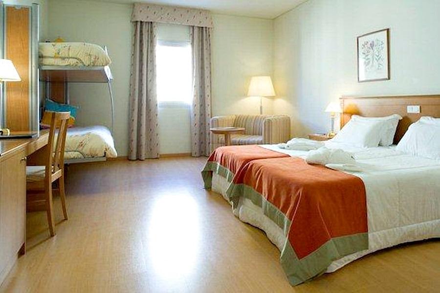 Hotel Tryp By Wyndham Centro Oporto