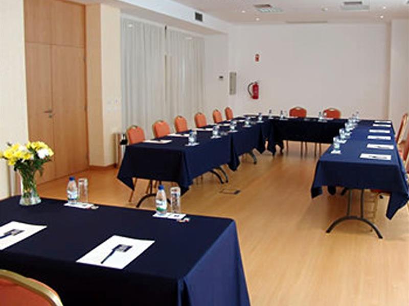 Tryp By Wyndham Centro Oporto